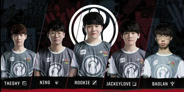 全队展现了 全队展现了