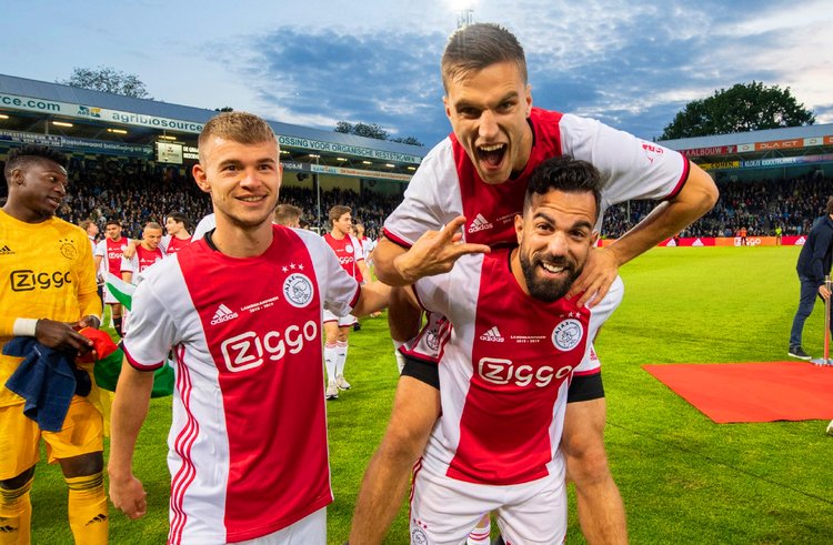 却缺乏一位 却缺乏一位