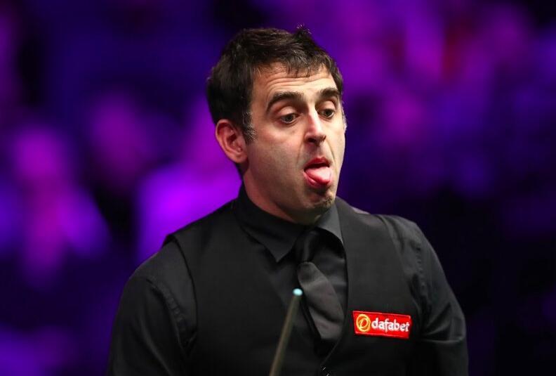 利而刻意夸 利而刻意夸