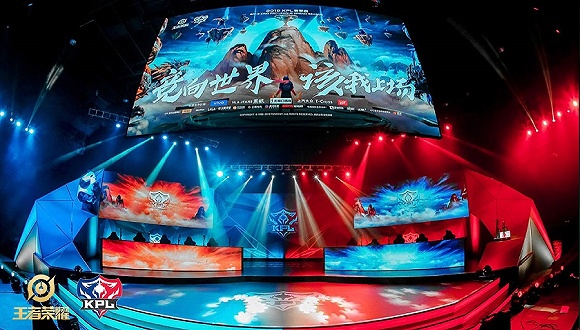 确实该受到 确实该受到