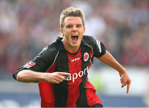 一球来自肋 一球来自肋